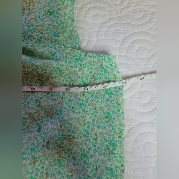 Joie | Mock Neck Floral Chiffon Cap Sleeve Blouse | Mint Green & Gold | Large - Picture 10 of 11